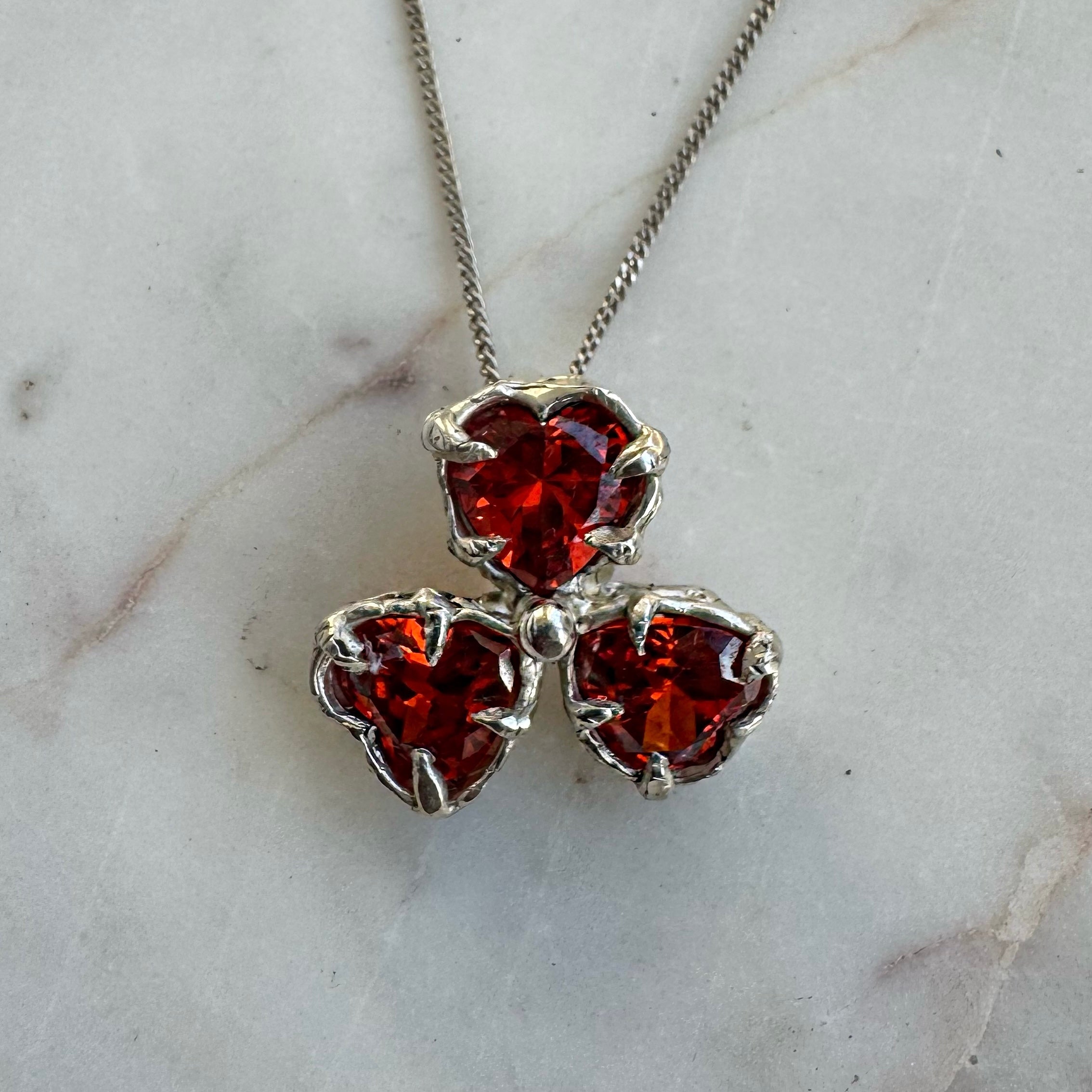 Bloody Orchid Necklace  image 0